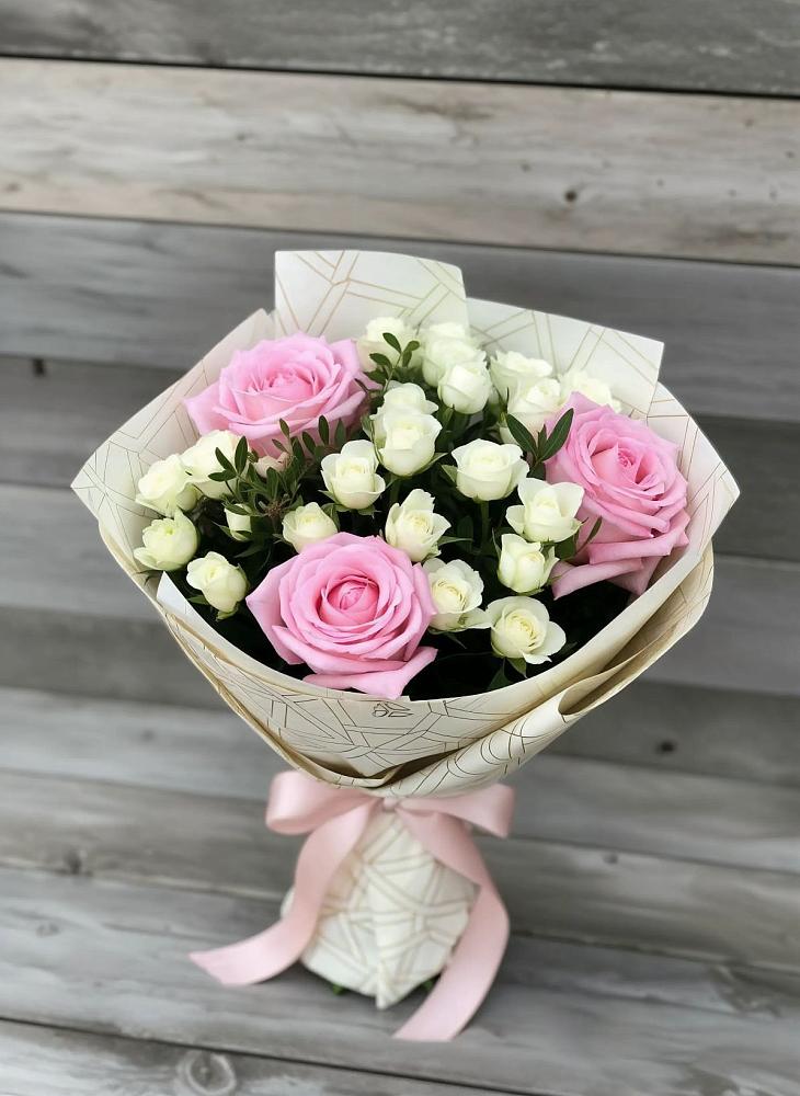 Букет цветов из: Розы в Поречье