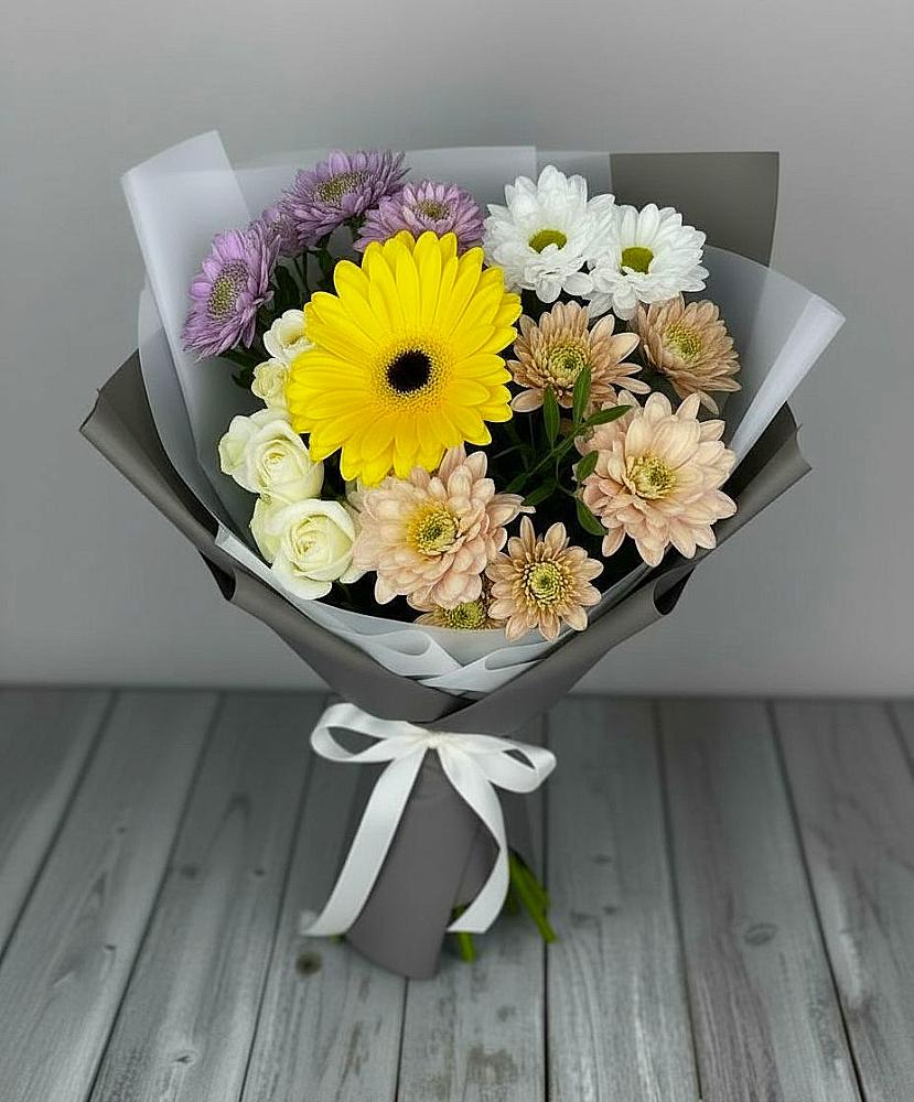 Букет цветов из: Розы, Герберы и Хризантемы в Поречье