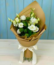 Букет цветов из:  Хризантемы и Лизиантусы в Поречье