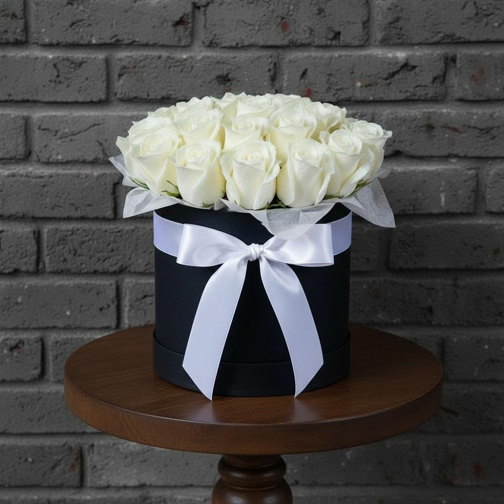 Цветочная композиция из Розы в шляпной коробке в Поречье