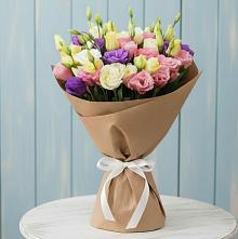 Букет цветов из:  Лизиантусы в Поречье