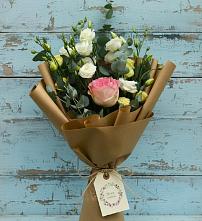 Букет цветов из:  Розы и Лизиантусы в Поречье