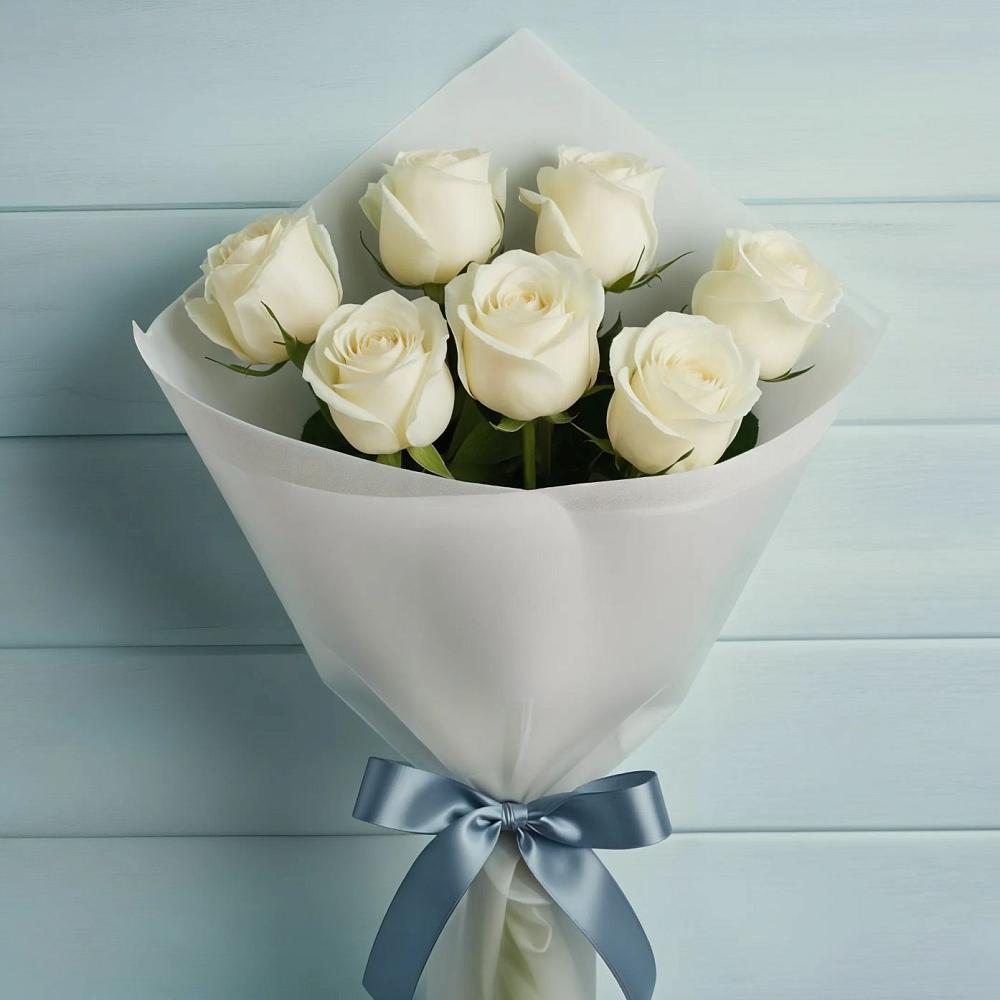 Букет 7 Белых роз Эдлесс Лав в Поречье